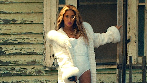 How Beyoncé Kept Her Visual Album a Secret: One Video Extra Tells All