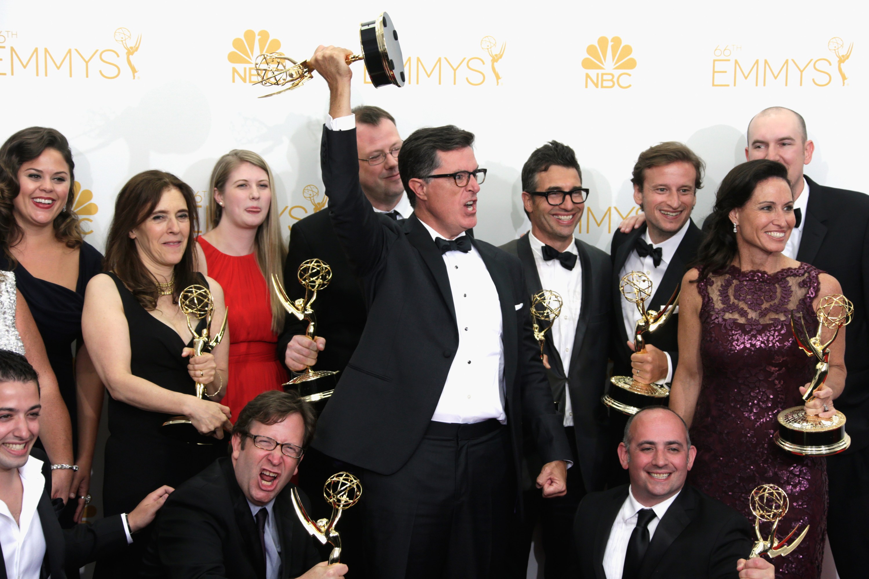 Padma Lakshmi Recycles a Red Evening Gown to the 2018 Emmys