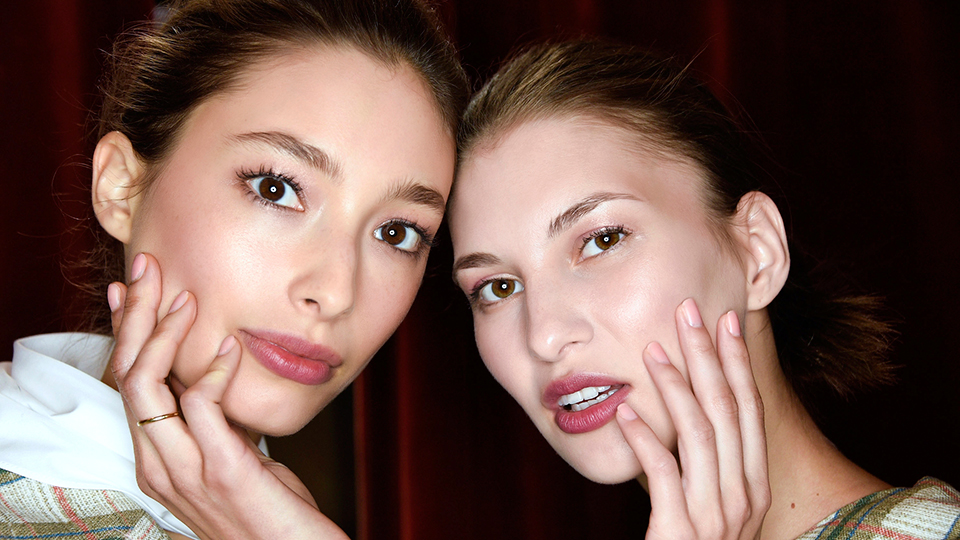 Bethany Mota YouTube: Her Back to School Essentials