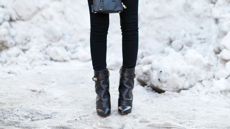 How to Make Your Tights Last Longer: Freeze Them