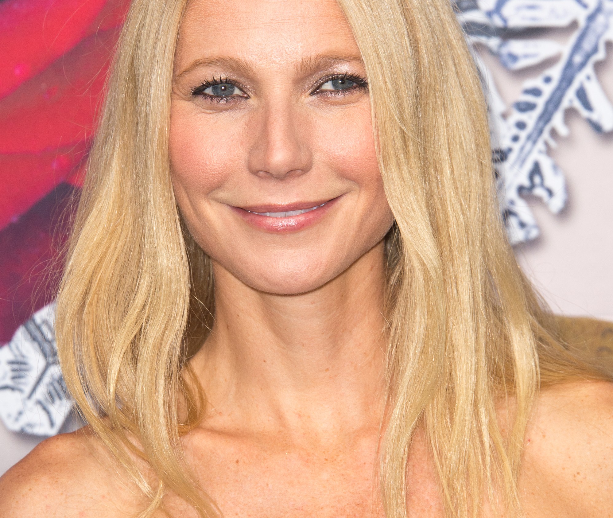 Gwyneth Paltrow is the New Face of Restorsea Skin Care