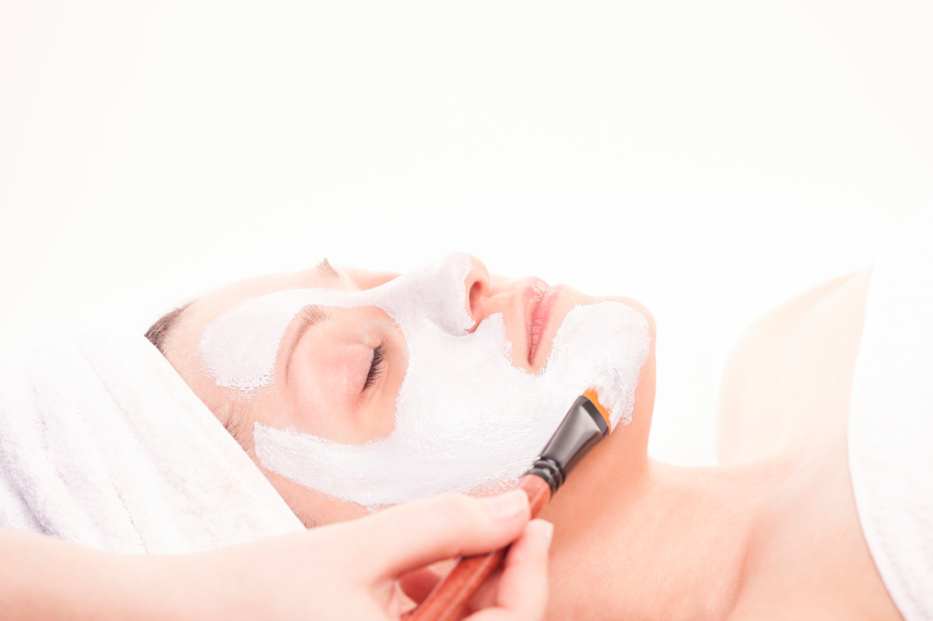 10 of Beauty Bloggers' Biggest Beauty Annoyances