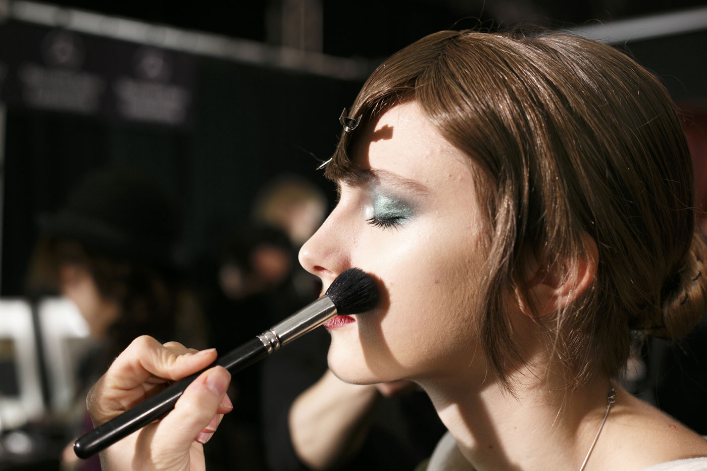 5 Summer Wedding Hairstyles to Rip From the Runway