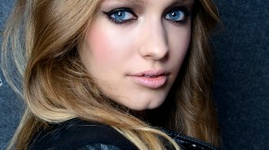 Makeup Tricks: 20 Tips Every Twenty-Something Needs