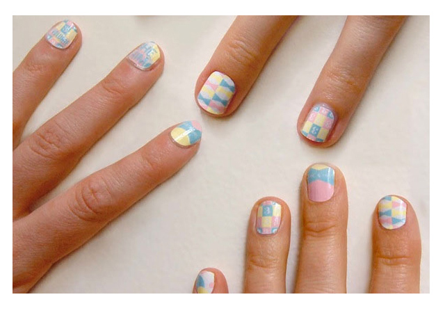 'Elle' Makes Mindy Kaling's Cover Different From The Others