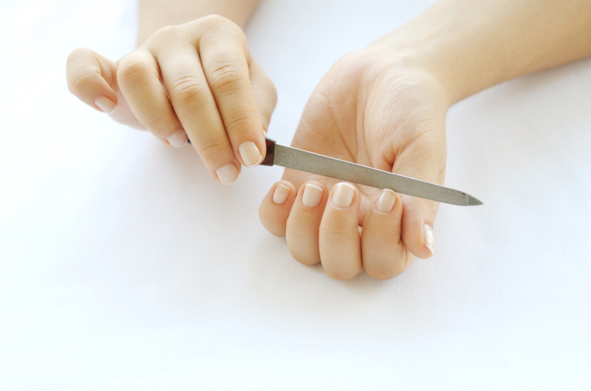 5 Tricks For Dealing With Peeling Nails