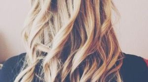 5 Summer Wedding Hairstyles to Rip From the Runway