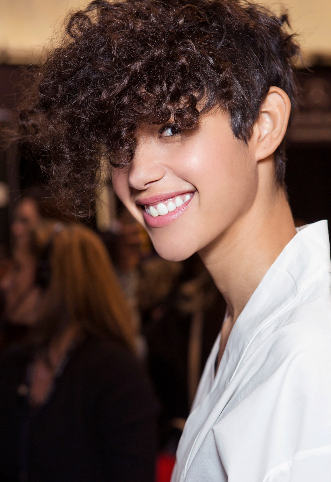 Should I Chemically Straighten My Hair: Tips to Know Before