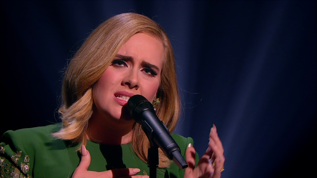 Watch Adele Sing 'Hello' and 'When We Were Young' on 'SNL'
