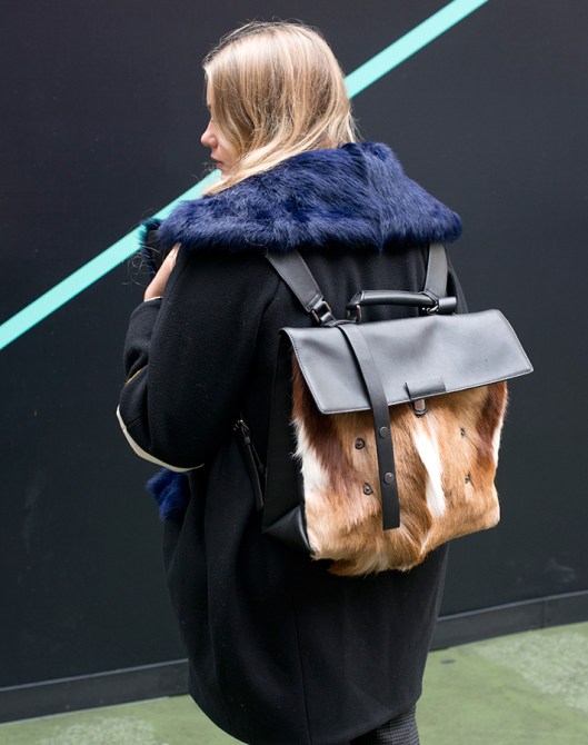 how to travel alone as a woman