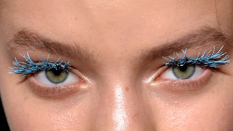 VIDEO: How to Contour, According Celebrity Makeup Artist Rae Morris