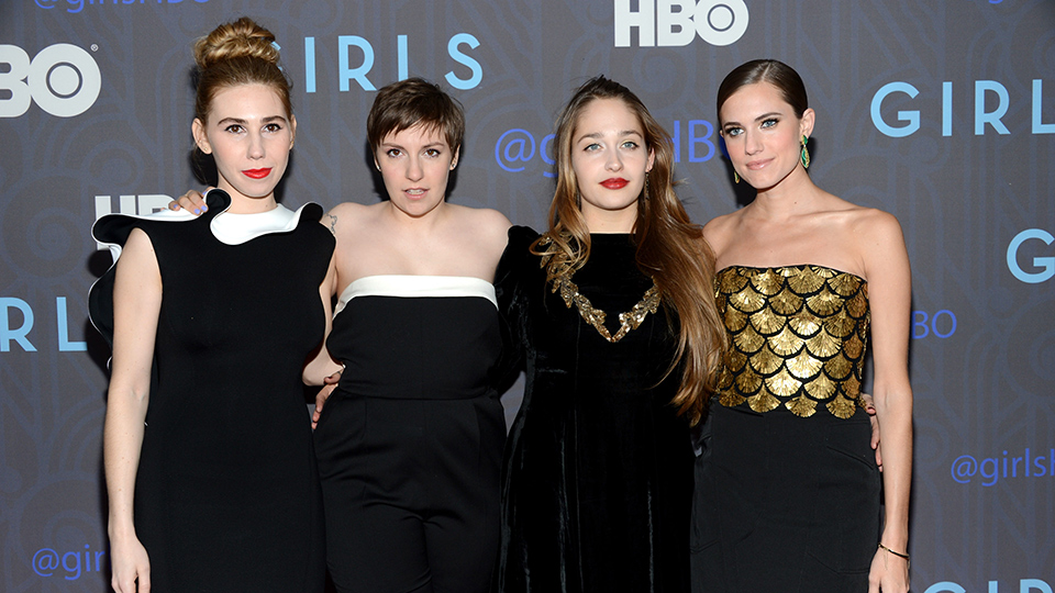 How to Wear Hot Pants