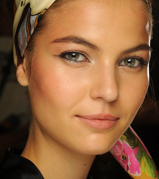 How Choose The Perfect Blush