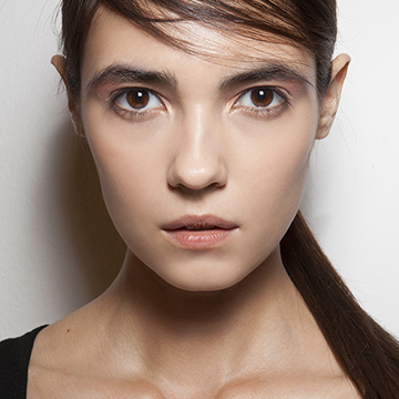 Expert Tips on How to Prevent Oily Skin