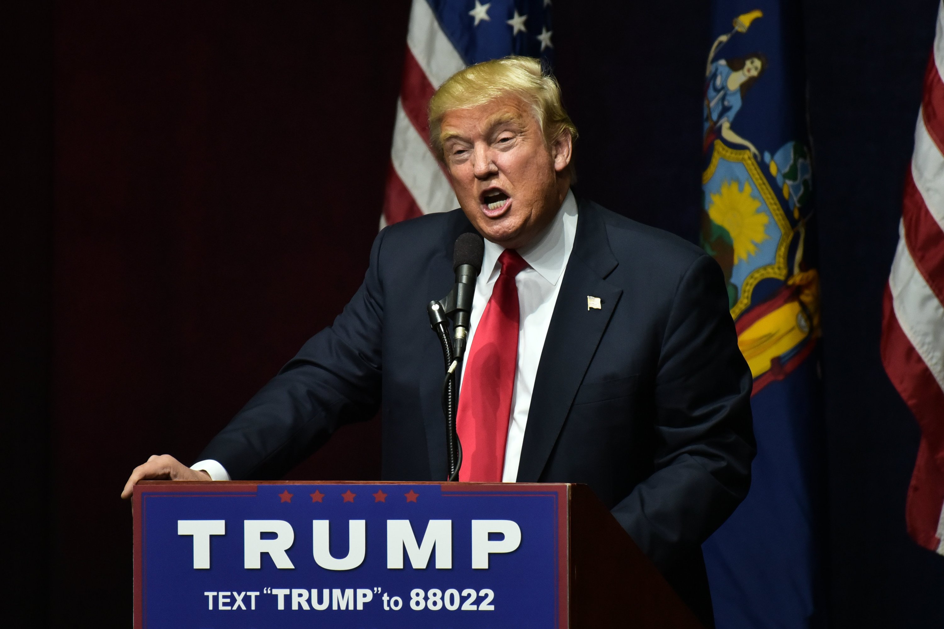 Amazing and Amusing Celebrity Tweets About Tonight's Debate