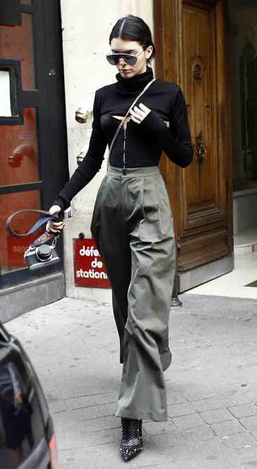 Kendall Jenner - Celebrity Street Style