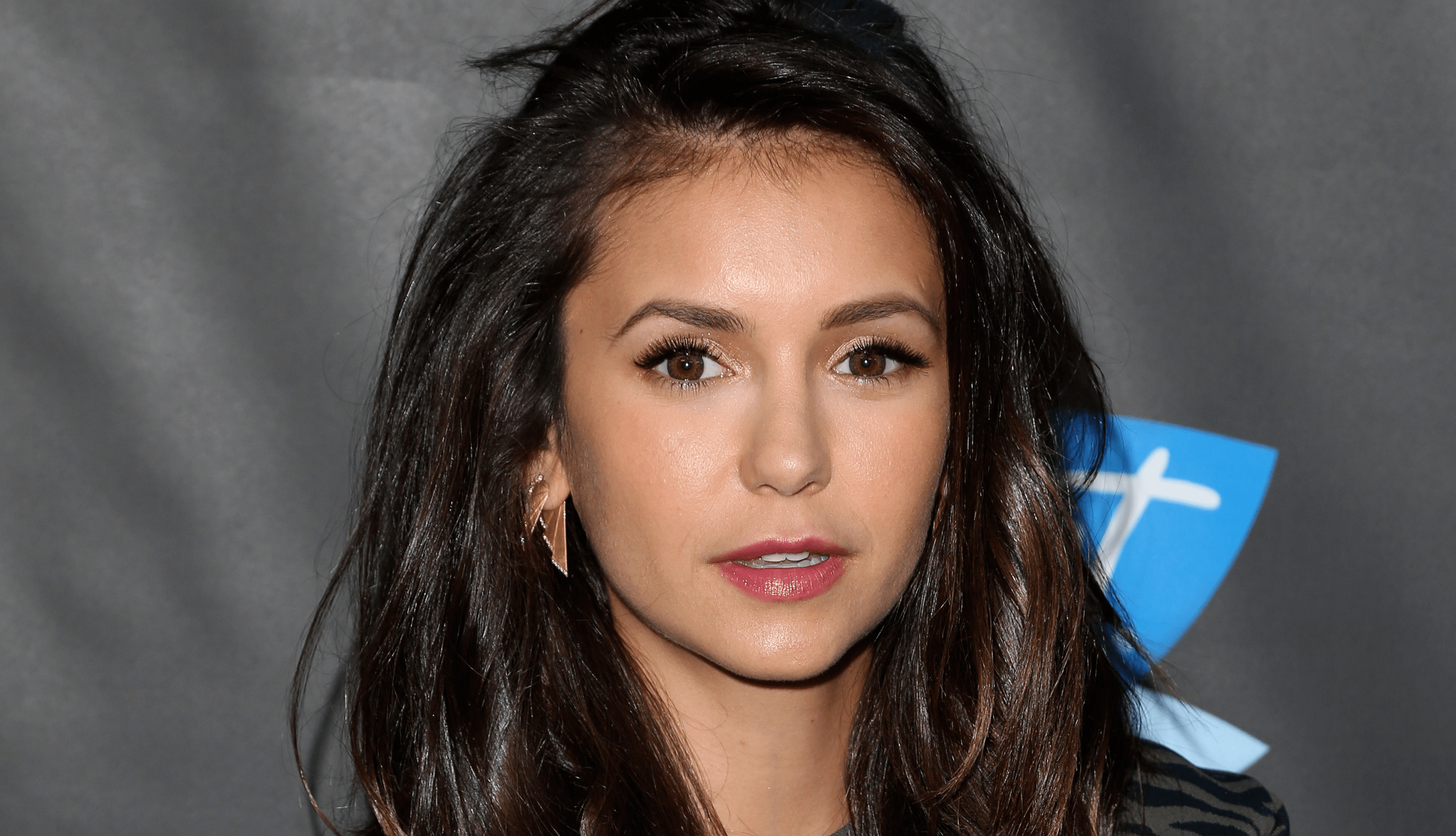 nina-dobrev-haircut-2