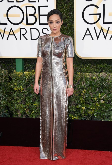 golden globes 2017 red carpet ruth negga