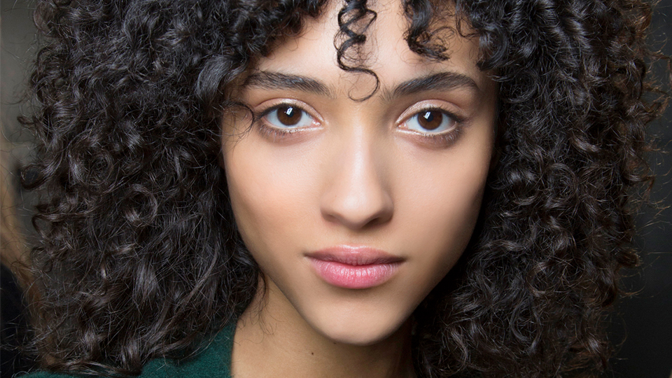how to dry curly hair