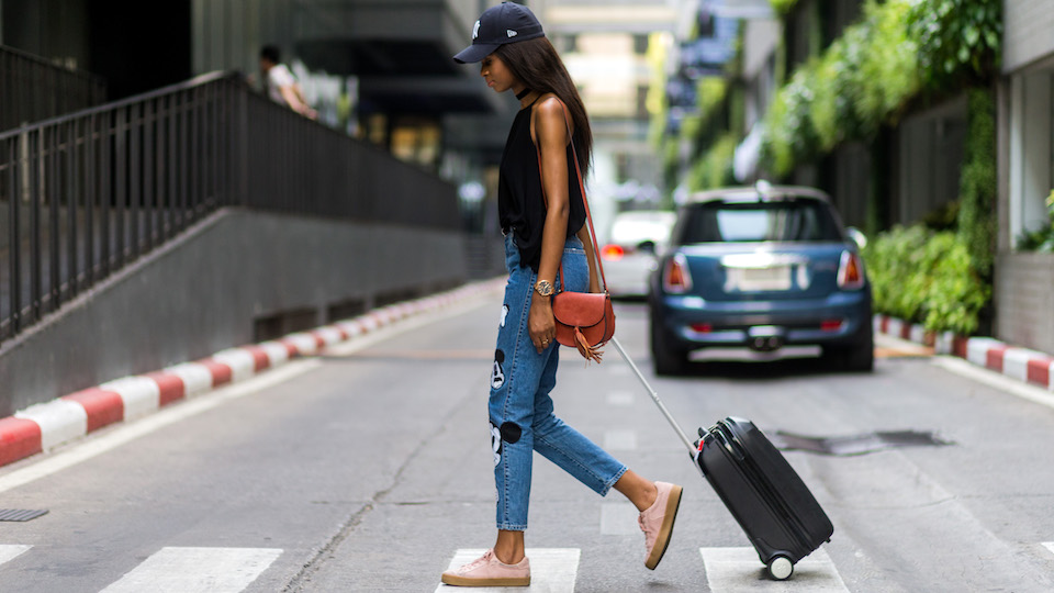 27 Genius Travel Tips for Booking and Packing