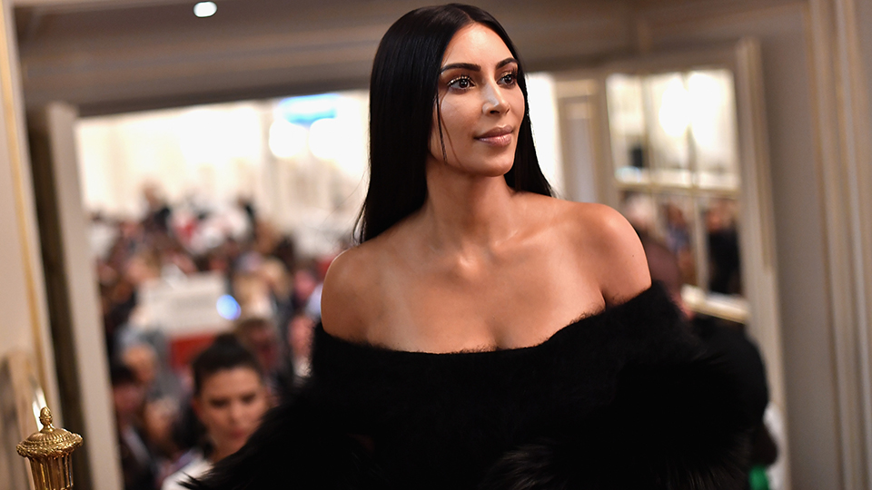 Paris Hilton Posts Old Photos with Kim Kardashian