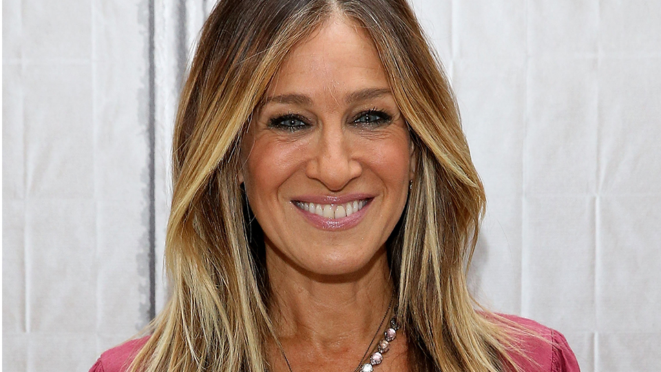 Sarah Jessica Parker Channels Carrie Bradshaw in Poofy Dress