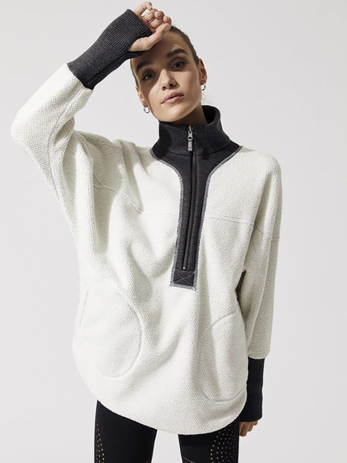 STYLECASTER | What to Wear the Gym When It Starts Getting Seriously Cold Out