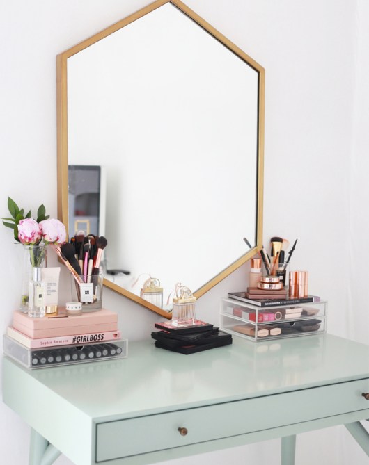 makeup-storage-kate-lavie