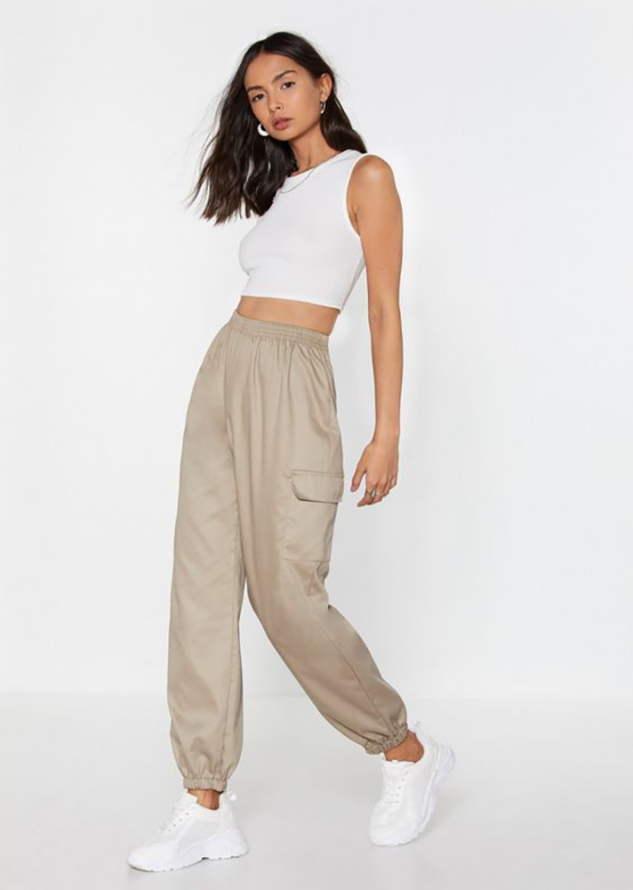 STYLECASTER | Summer Pants Are the Secret to a Well-Rounded Warm-Weather Wardrobe