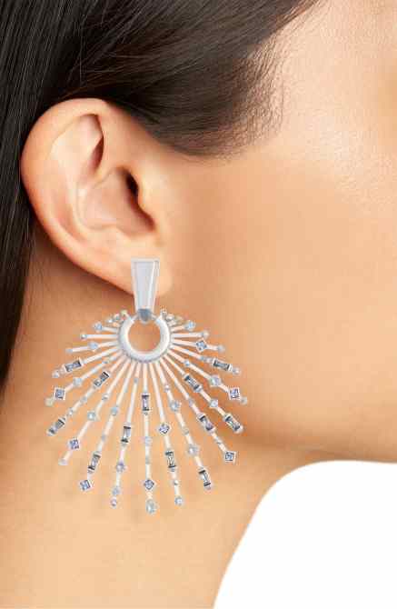 STYLECASTER | Statement Earrings That Look Good With a Cocktail Dress & Even Better With a Jeans & Tee