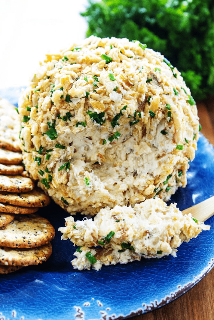 STYLECASTER | 13 Cheese Balls That Will Steal the Show at Every Party | French Onion Bacon Cheese Ball