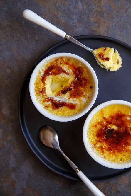 STYLECASTER |11 Impressive Holiday Desserts You Can Make In a Slow Cooker | Creme Brûlée