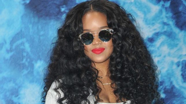 Oscars 2019 Red Carpet Trend | Pink Puffy Dresses