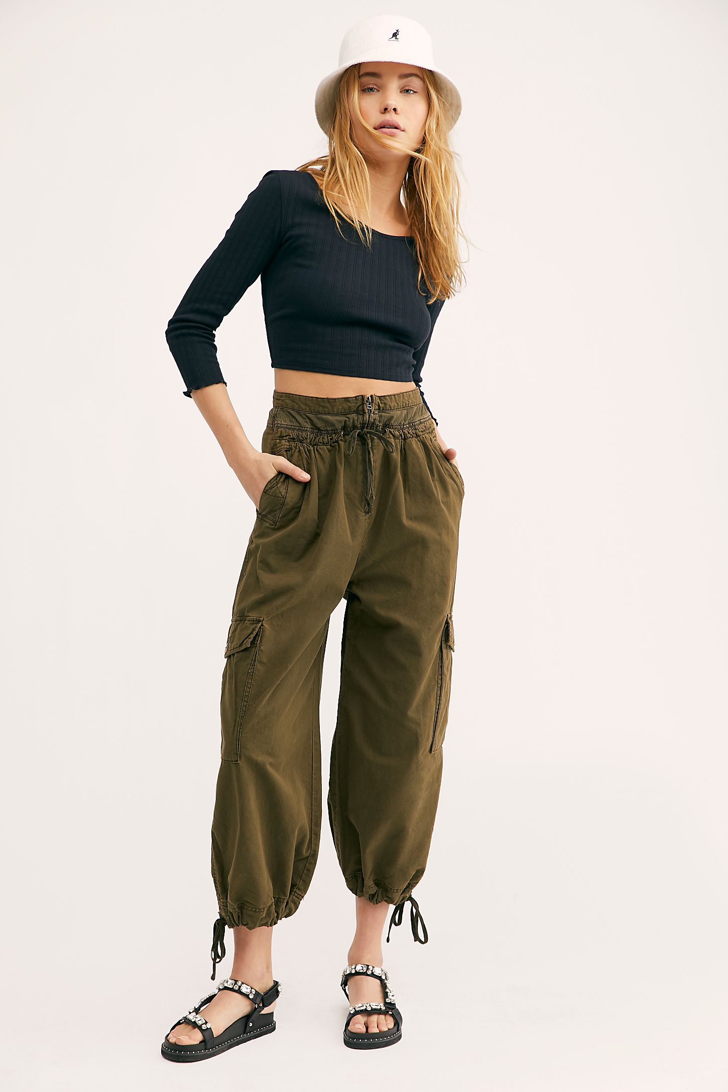 Utility Pants Are Probably The Comfiest (and Most Wearable) Trend of The Moment | STYLECASTER