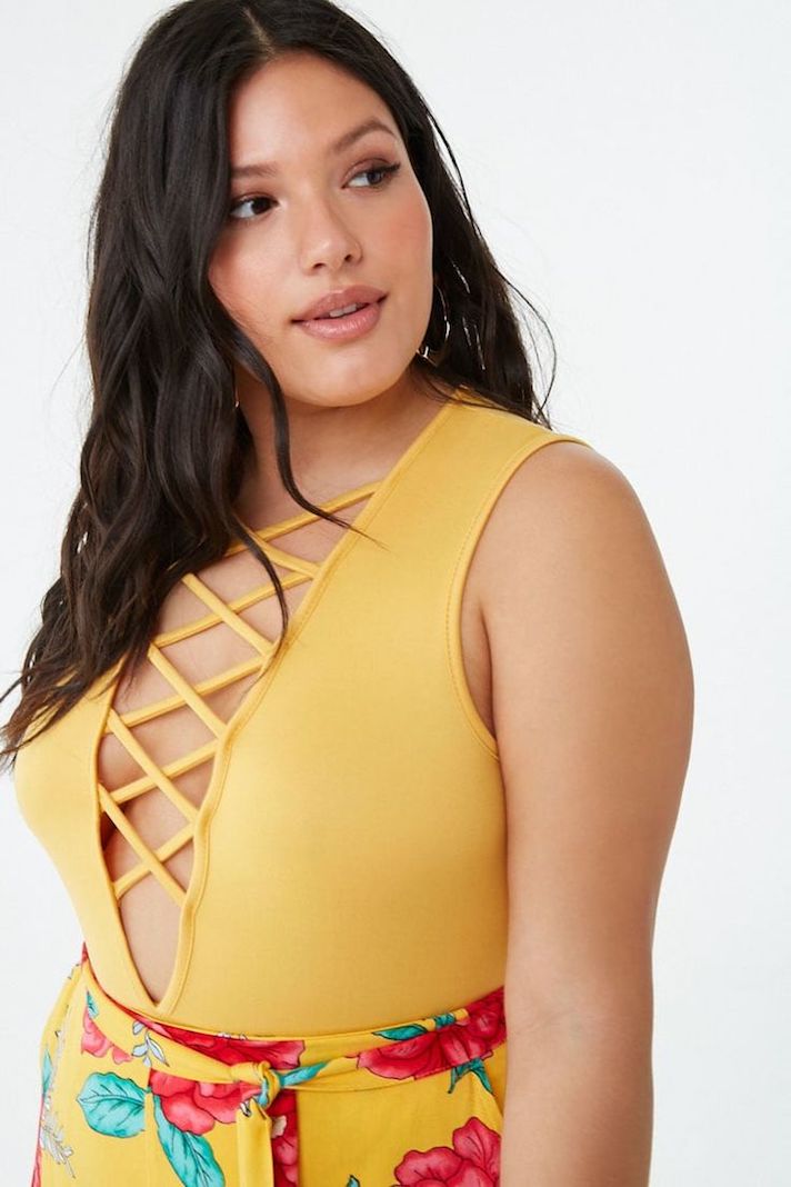 STYLECASTER | Plus-Size Festival Fashion