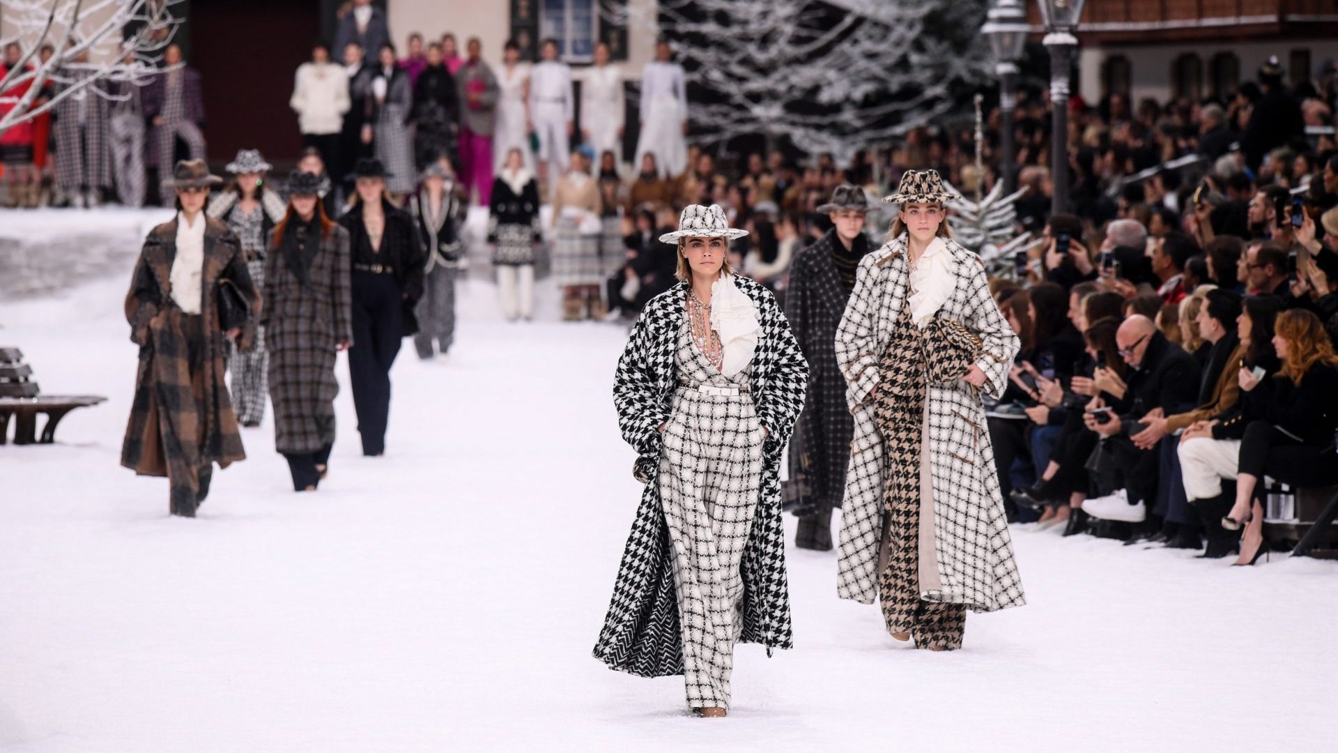 The Best Looks From Chanel Fall/Winter 2019 Runway