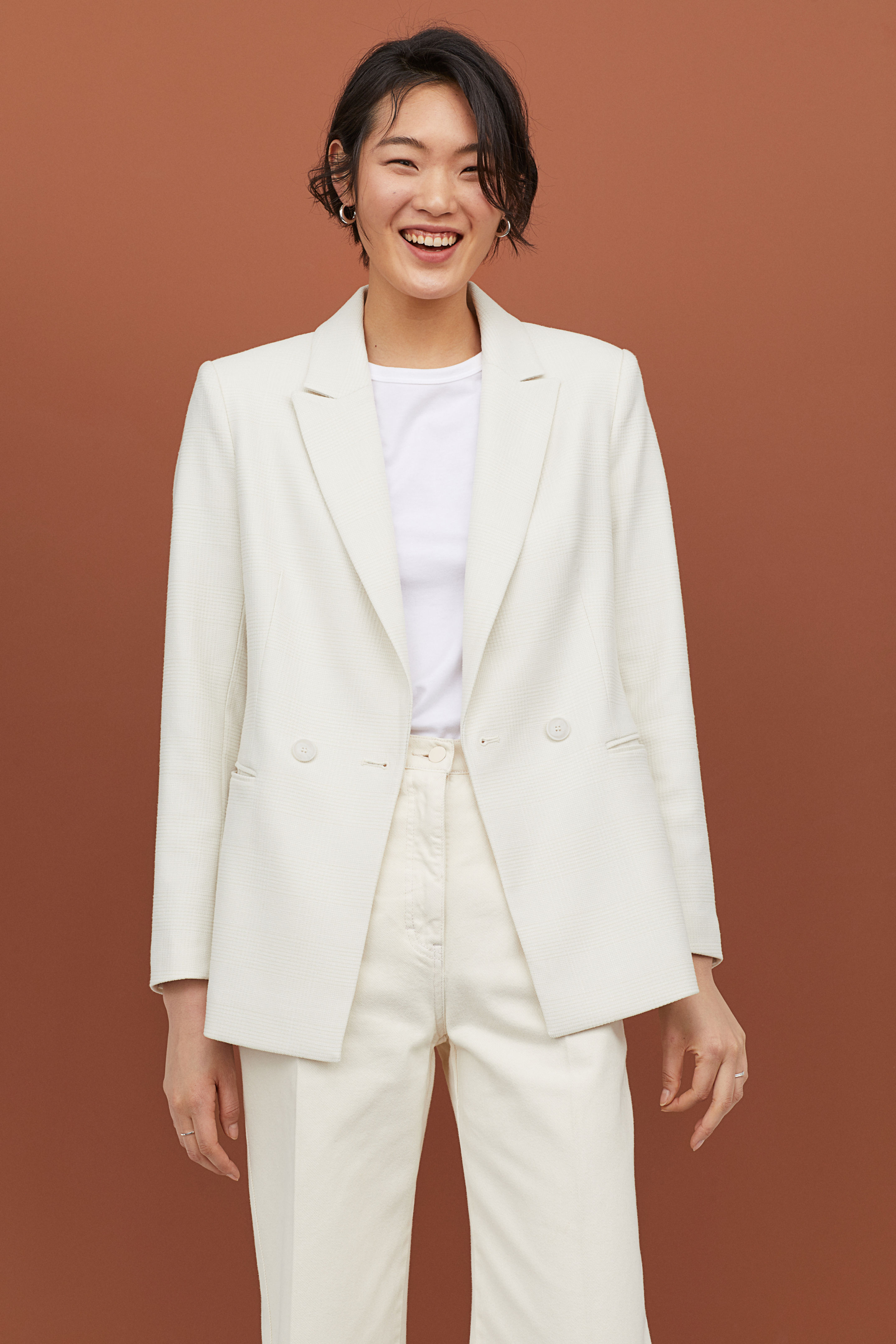 These Wrinkle-Proof Fabrics Make Dressing For Your 9 to 5 so Much Easier | STYLECASTER