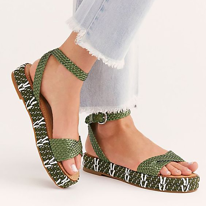 STYLECASTER | Your Everything Guide to the Cute Summer Sandals On Offer Right Now