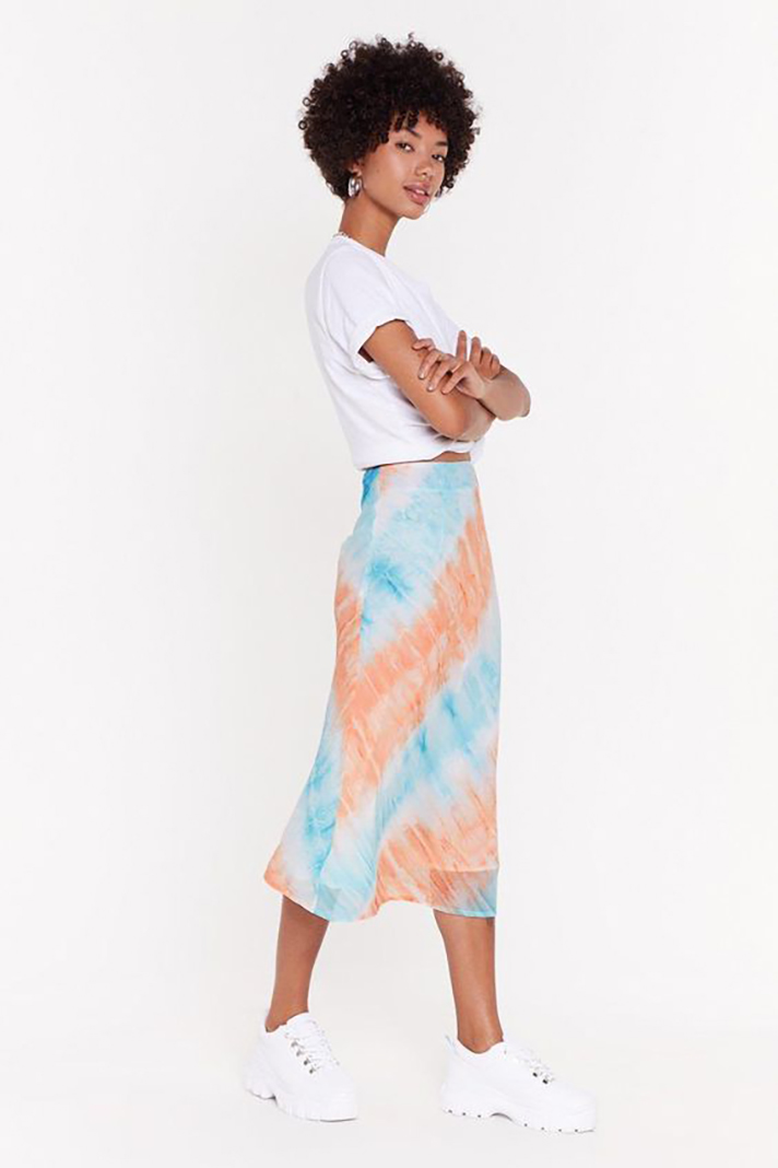 STYLECASTER | Summer Skirts So Chic You'll Swear Off Pants Forever