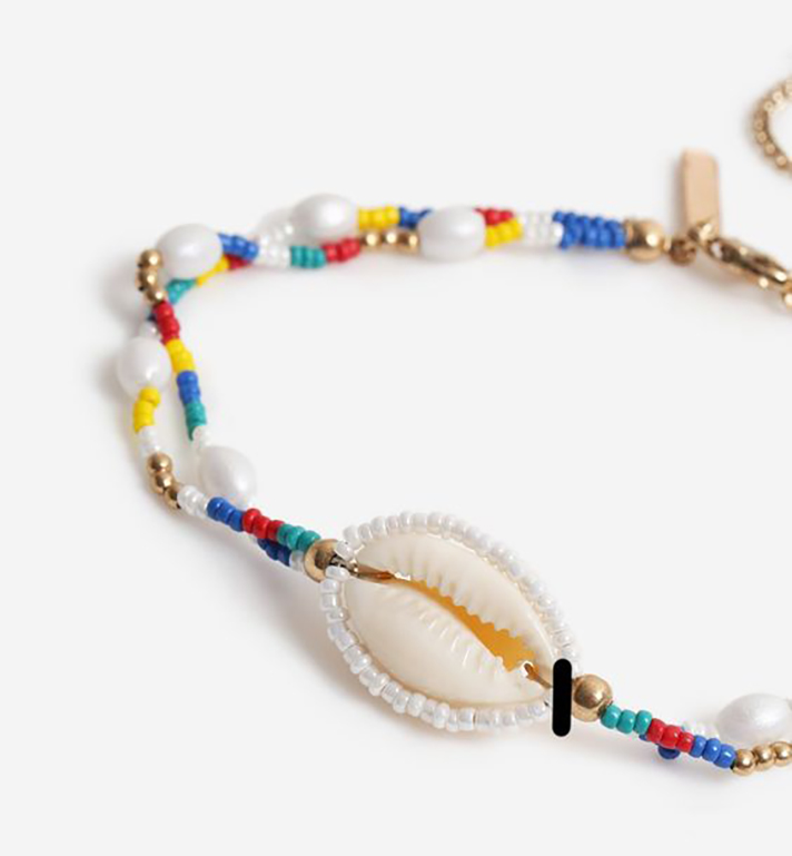STYLECASTER | Anklets Are Summer 2019's Coolest Jewelry Trend