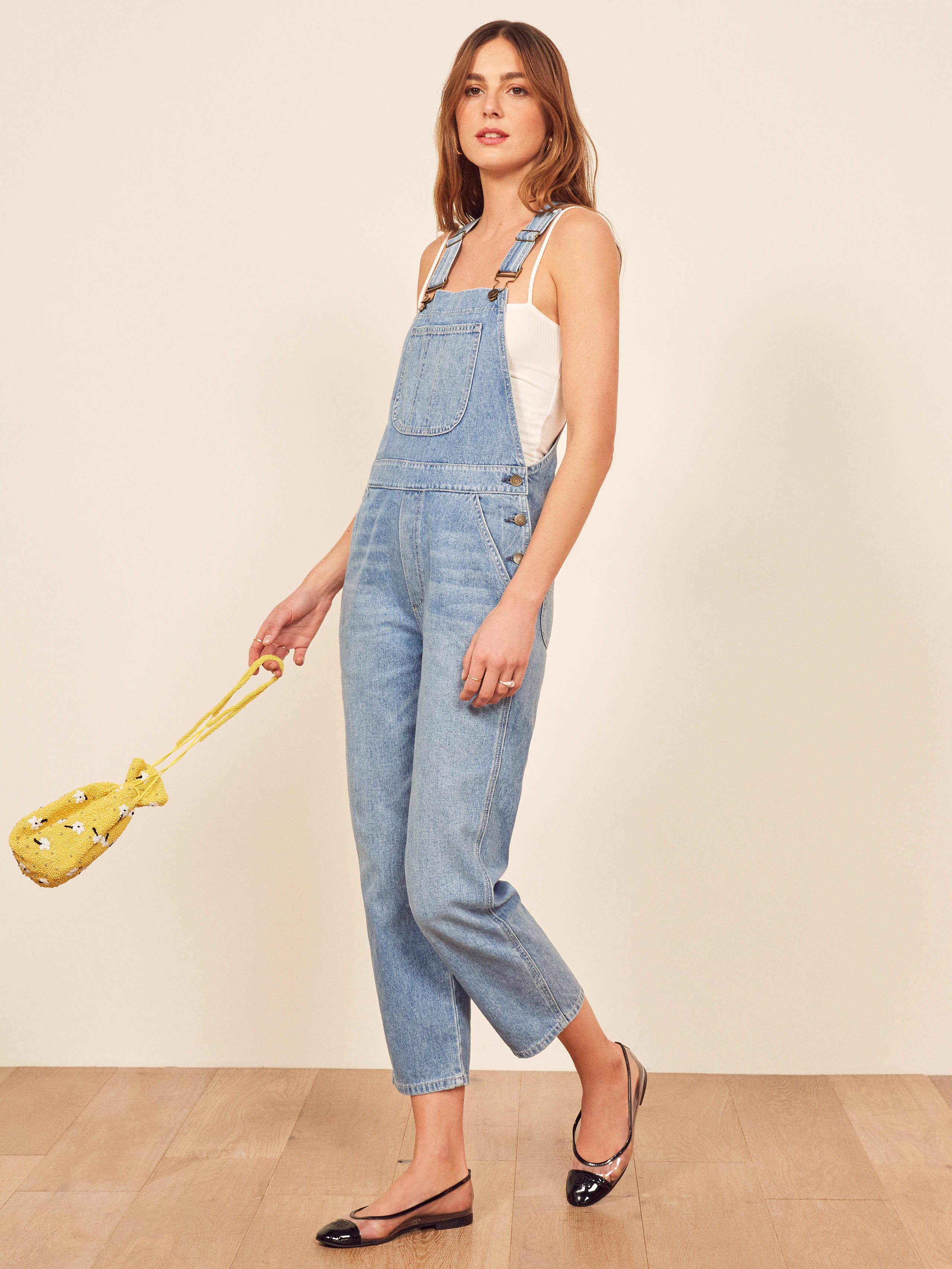 15 Pairs of Overalls Every "Cool Girl" in LA is Wearing Right Now | STYLECASTER