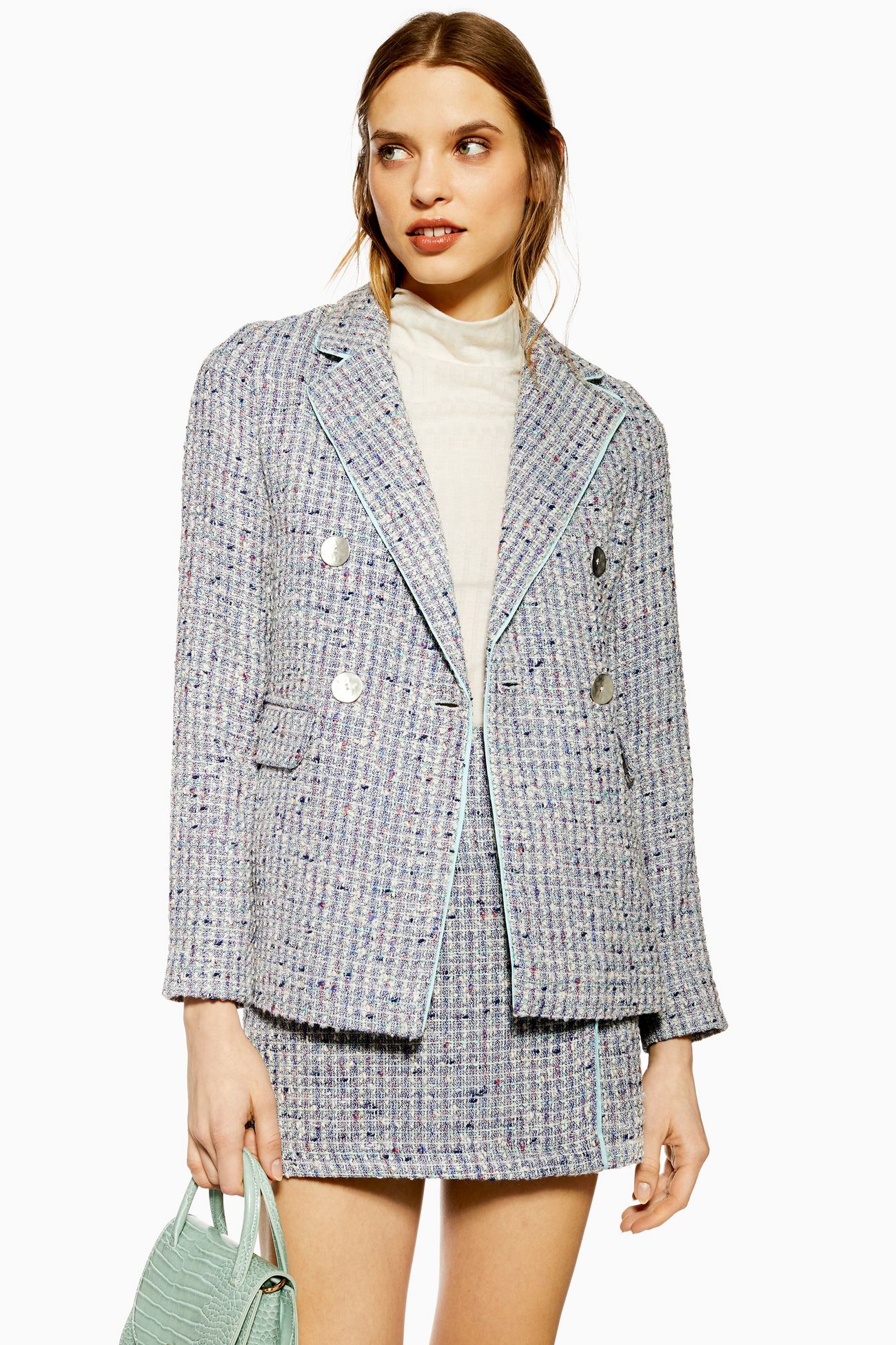 Tweed Blazers Are Officially Back as The Hallmark Outerwear Trend For Summer | STYLECASTER