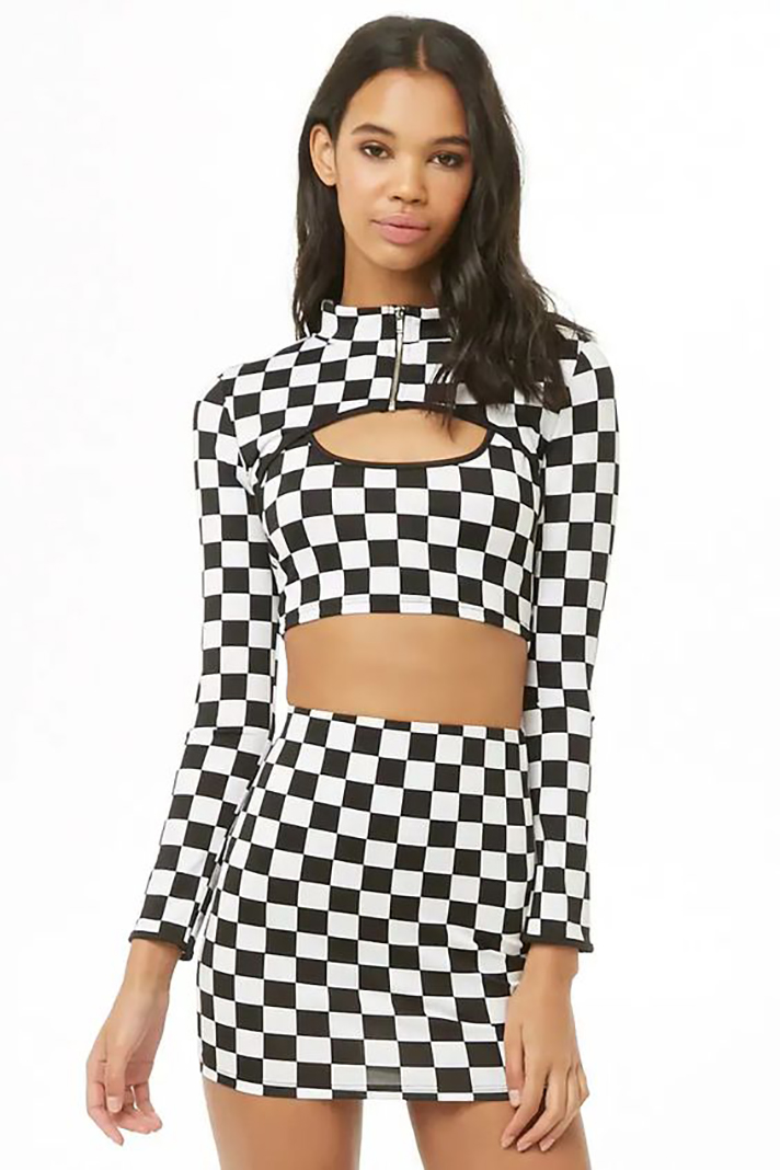 STYLECASTER| The Completely Incomplete Guide To Dressing Like You’re In A BLACKPINK Music Video