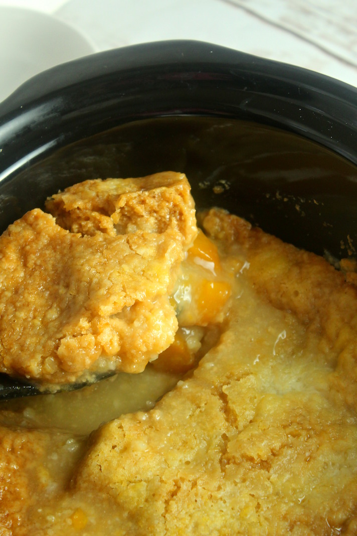 STYLECASTER | 16 Classic Southern Dishes You Can Make In A Slow-Cooker | Peach Cobbler