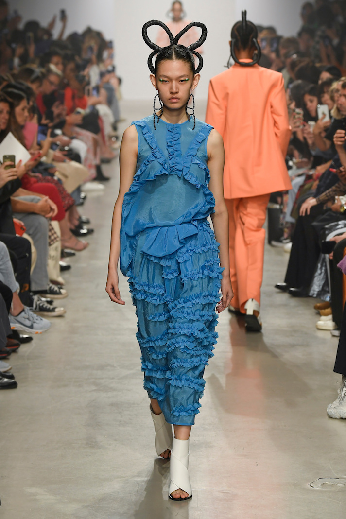 STYLECASTER | Paris Fashion Week Runways