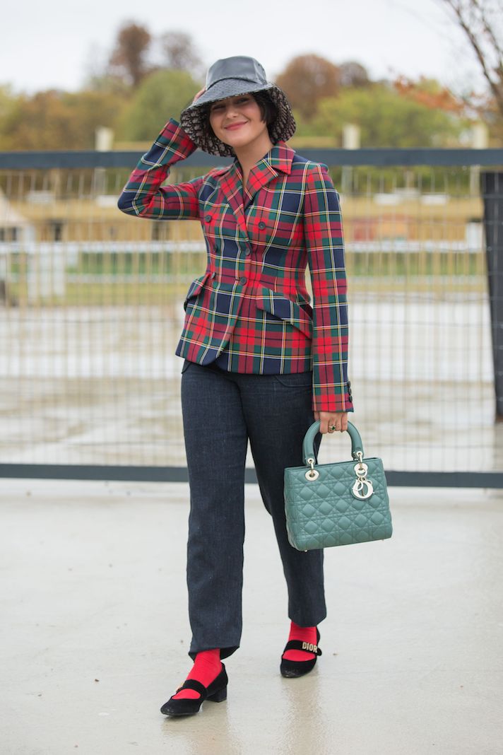 STYLECASTER | Paris Fashion Week Spring/Summer 2020 Street Style