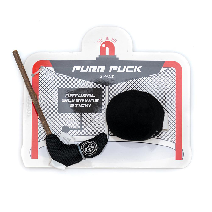 STYLECASTER | 17 Stocking Stuffers for Pets 