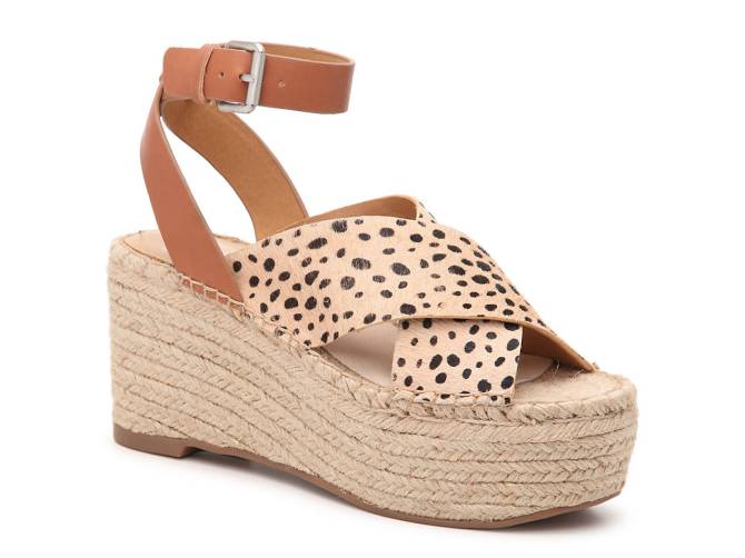 STYLECASTER | DSW Sandal Sale June 2020