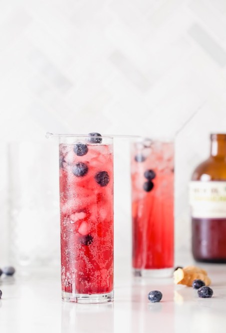 STYLECASTER | creative cocktail recipes | blueberry ginger kombucha cocktail