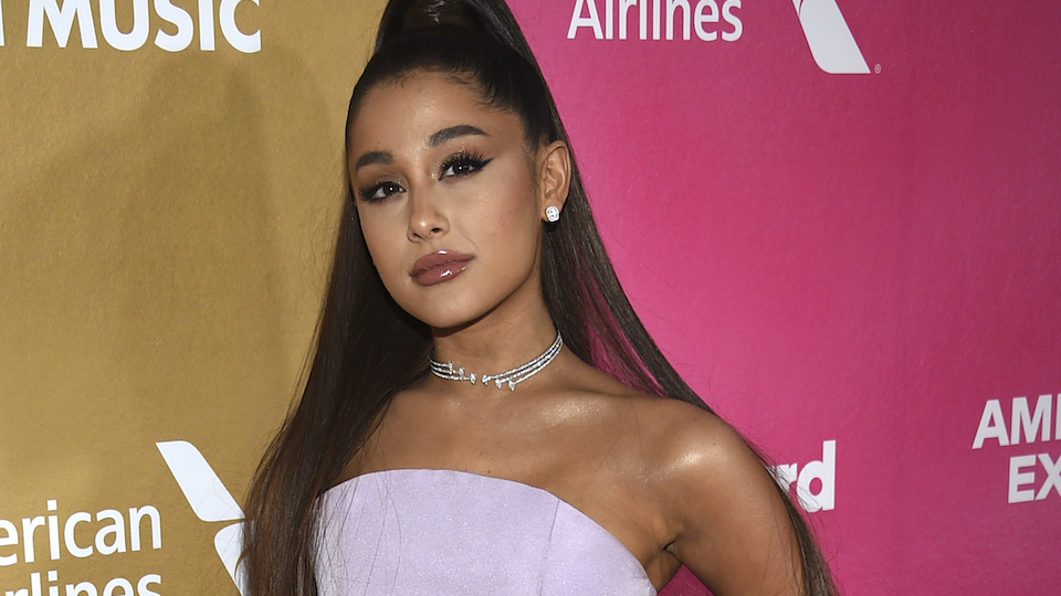 STYLECASTER | Ariana Grande Green Bikini